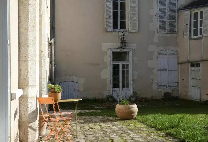 ペンション Guestroom Châteaudun, 1 Pièce, 2 Personnes   Fr 1 581 124
