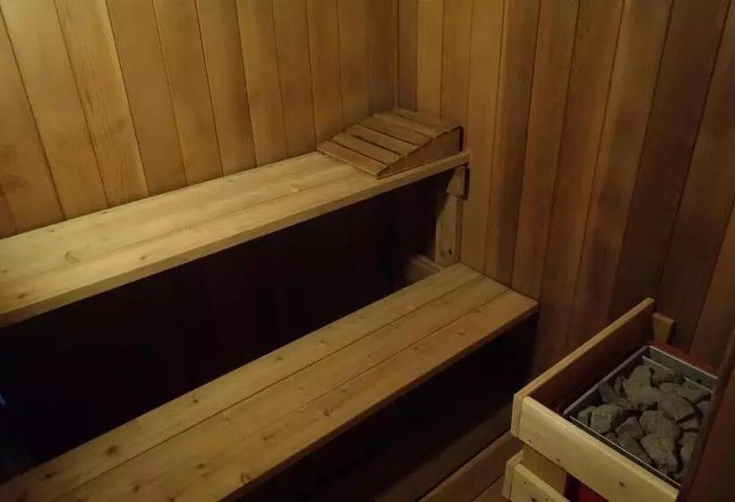 The Nest In The Forest Bed And Breakfast