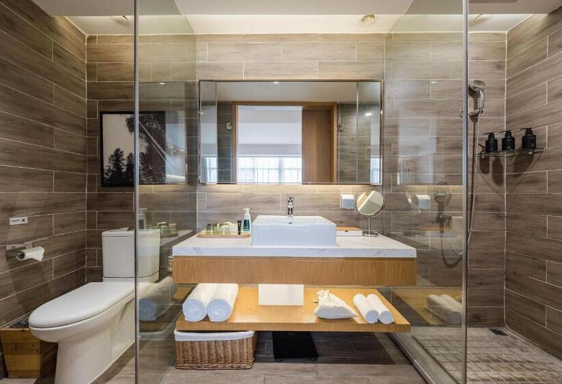 Atour X Hotel Wuxi New Zone Gelunbu Plaza