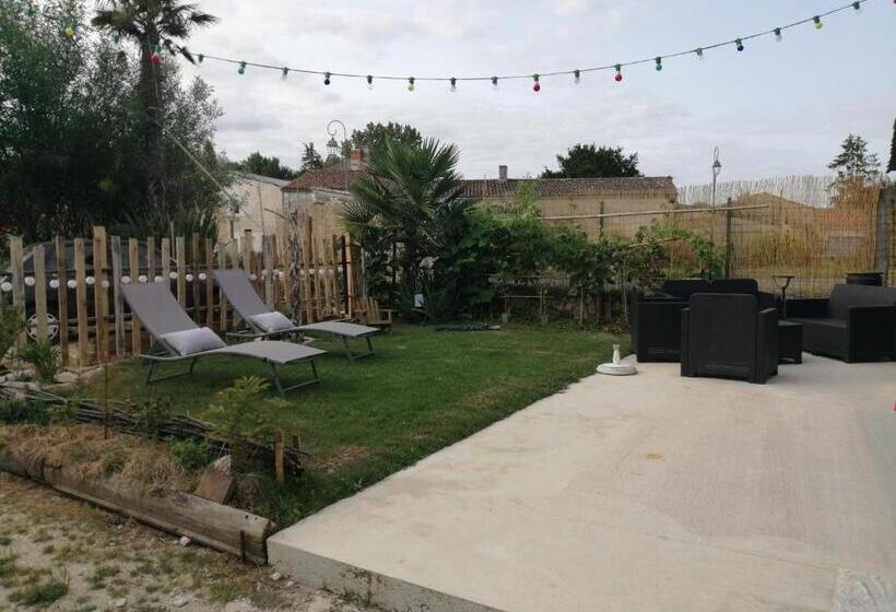 Bed and Breakfast Gite Modes Et Café