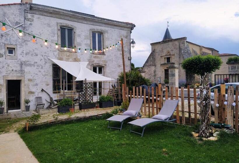 Aamiaismajoitus (B&B) Gite Modes Et Café