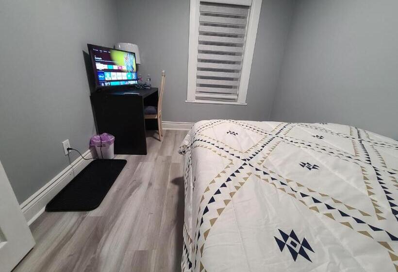 住宿加早餐 Downtown Ottawa Spacious Room Accommodation