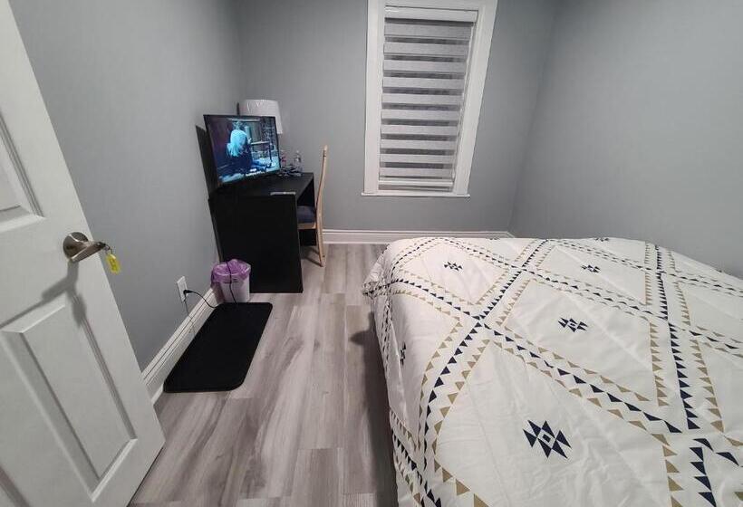 住宿加早餐 Downtown Ottawa Spacious Room Accommodation