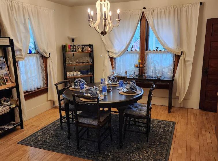 住宿加早餐  Wrong Address