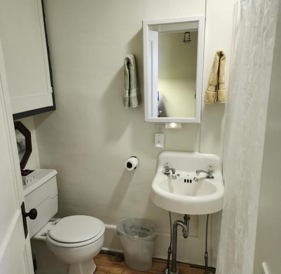 住宿加早餐  Wrong Address