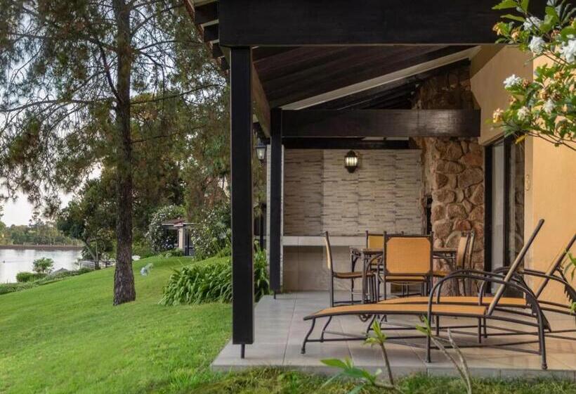 Blue Zone Leisure At Pine Lake Inn Resort