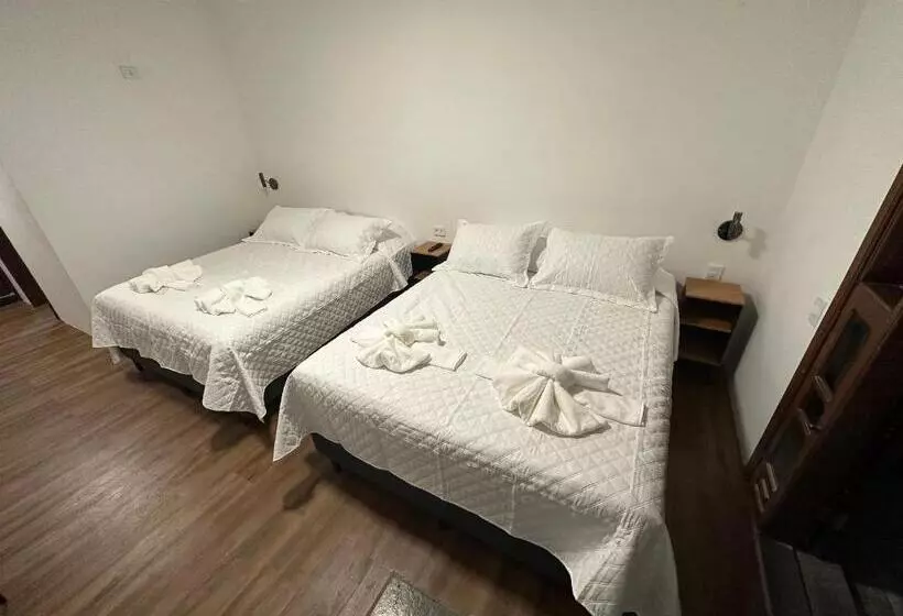 Hotelli Flat Acolhedor Para 5 Pessoas Em Campos Do Jordão