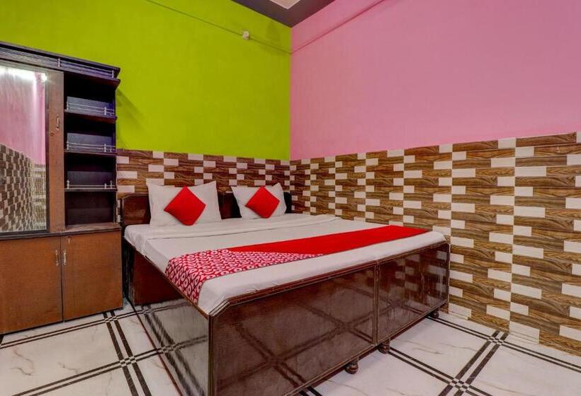 호텔 Oyo Flagship Rajan Residency