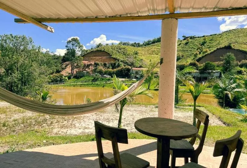 Los Lagos De Jasú