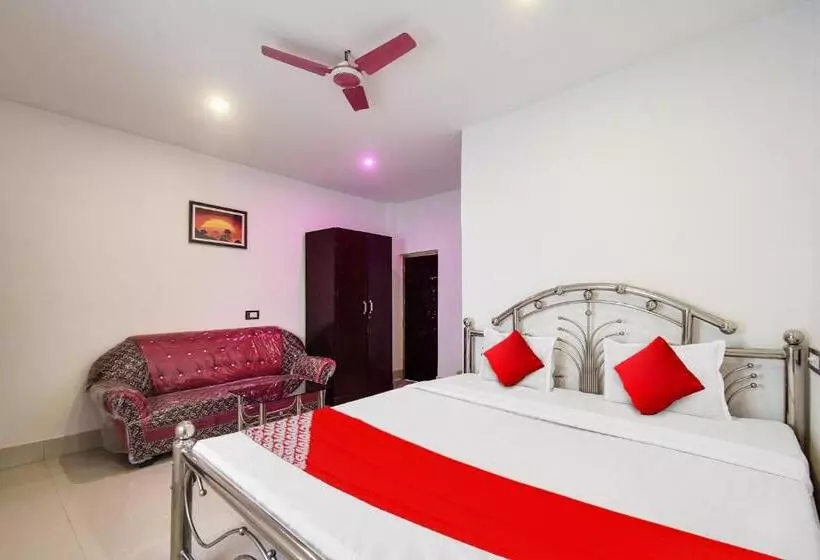 Hotel O Mango Leaf Hotel & Restaurant