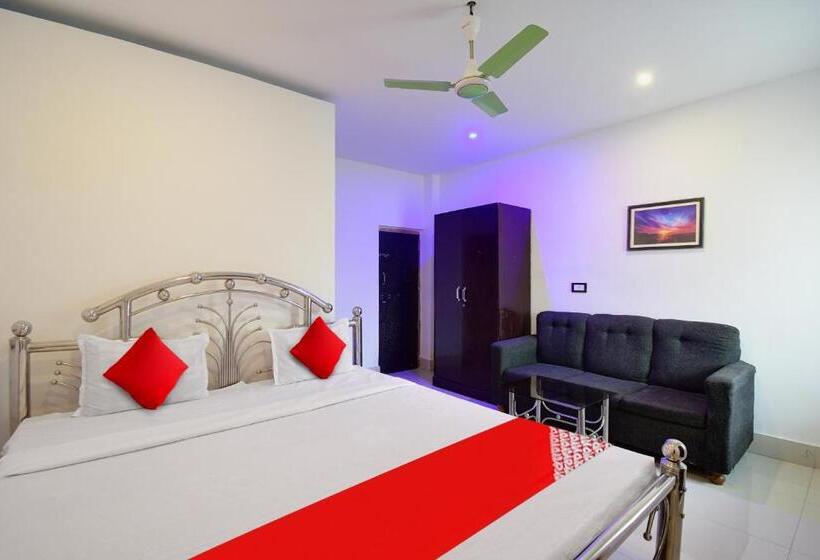 Hotel O Mango Leaf Hotel & Restaurant