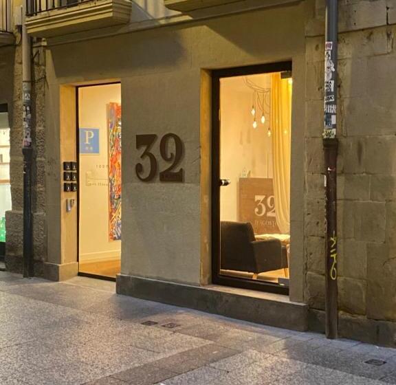 بنسيون 32 De Agostos