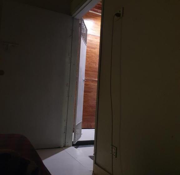 پانسیون Dating Service Guest House