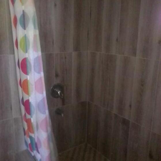 پانسیون Home Away From Home