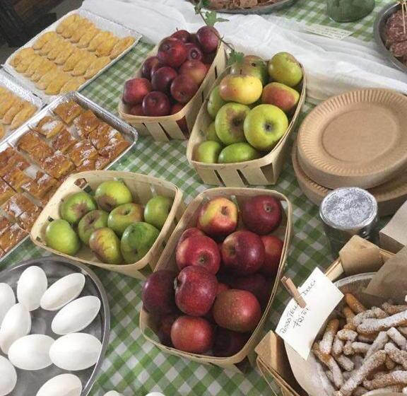 פנסיון Il Conte Di Montechiaro Rural B&b