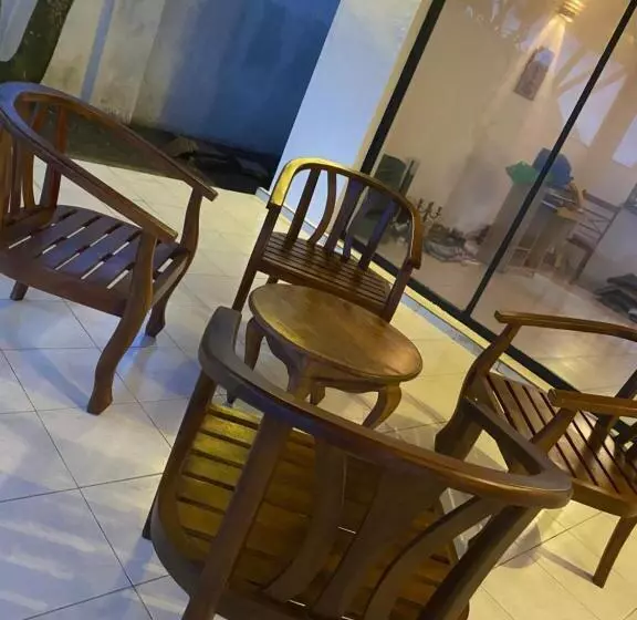 ペンション Sea Haven Restaurant & Bungalow