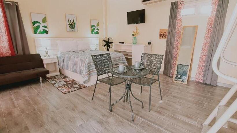 پانسیون Sunsets At Sunshine Village Lofts