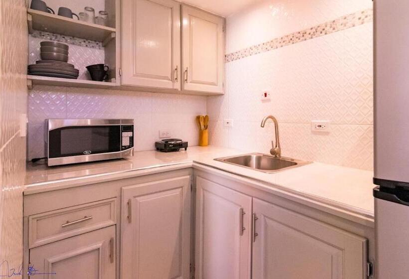 پانسیون Sunsets At Sunshine Village Lofts