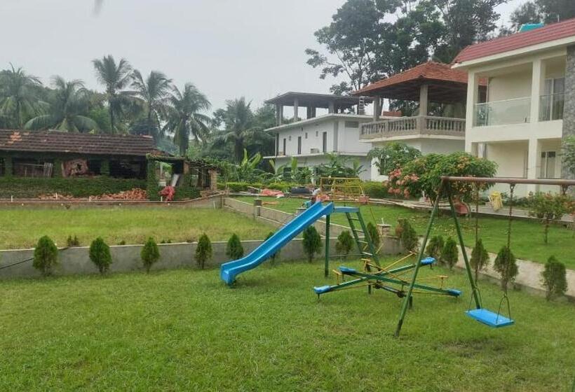 منتجع Damodar River Retreat, Uluberia