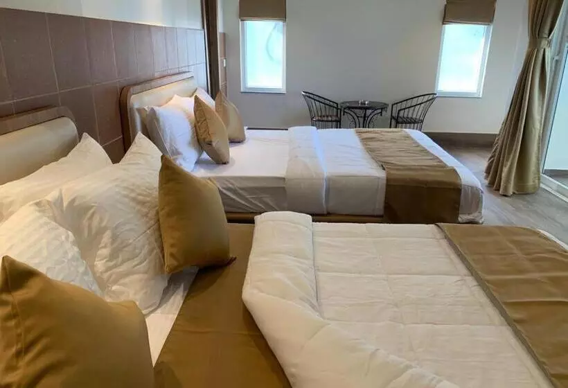 Lomakeskus Damodar River Retreat, Uluberia