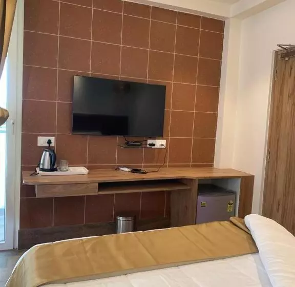 Lomakeskus Damodar River Retreat, Uluberia