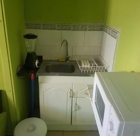 Hostel Cabañas Patricia Licanray