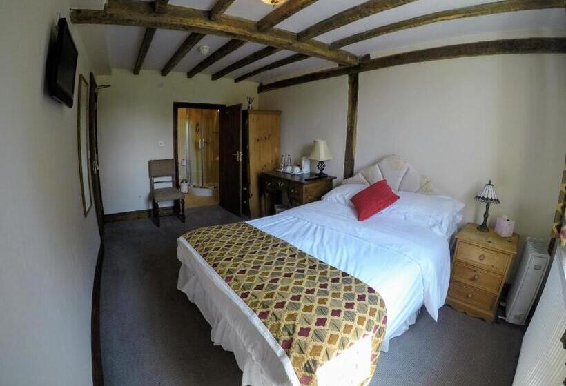 فندق صغير The Crown Inn