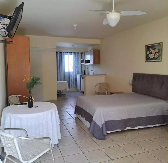 ユースホステル Velho Estaleiro Apartamentos Por Temporada