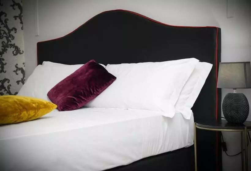 تختخواب و صبحانه Principessa Isabella Luxury Rooms