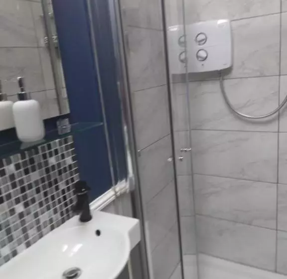 Aamiaismajoitus (B&B) Tess S Guest House R95k6n1 This Property Is Unsuitable For Children Under 12 Years Old