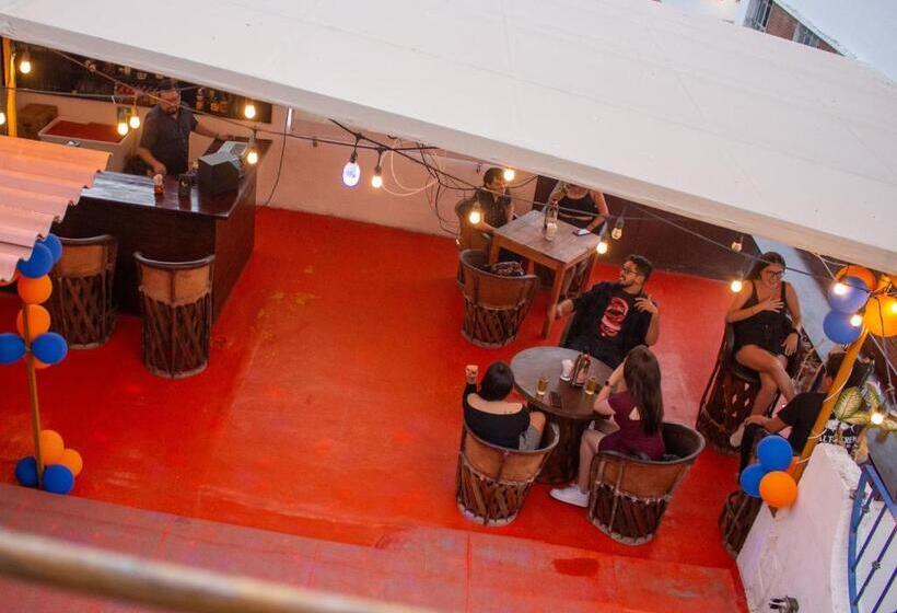 Chanclas Hostel Vallarta