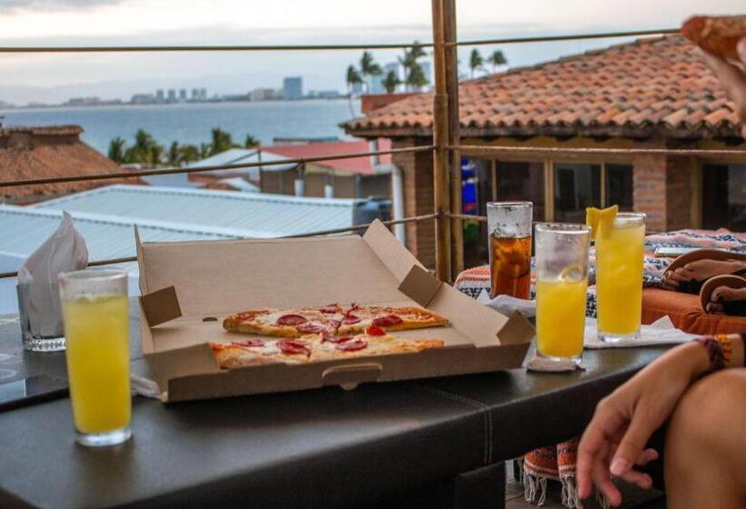 Chanclas Hostel Vallarta