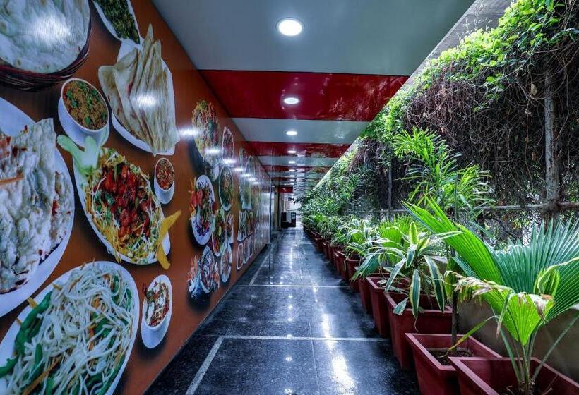 Collection O Ulavacharu Hotels