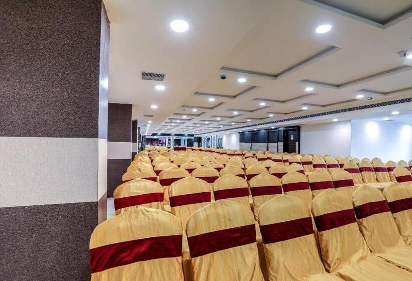 Collection O Ulavacharu Hotels