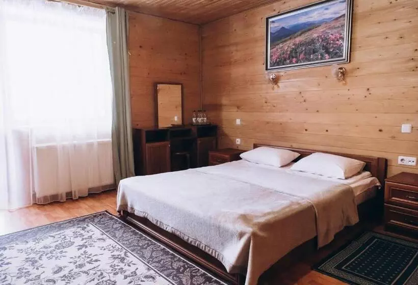 Hotelli новий