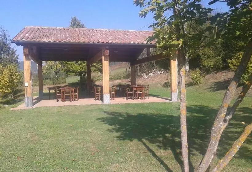 ホテル Agriturismo Valpietro