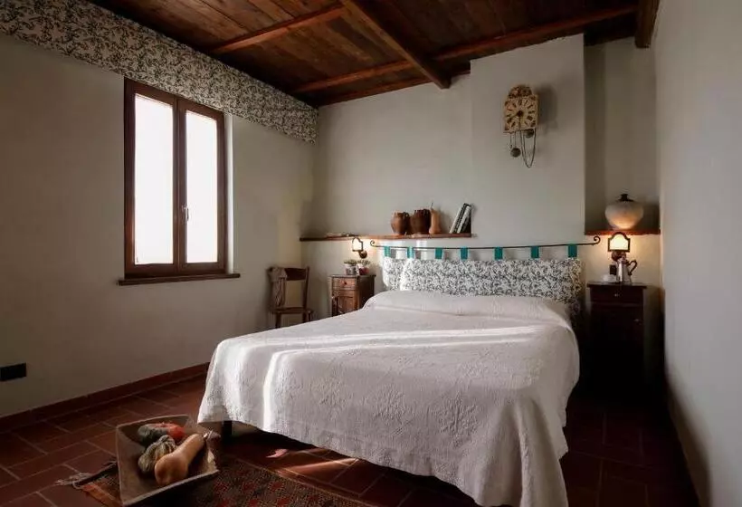 ホテル Agriturismo Valpietro