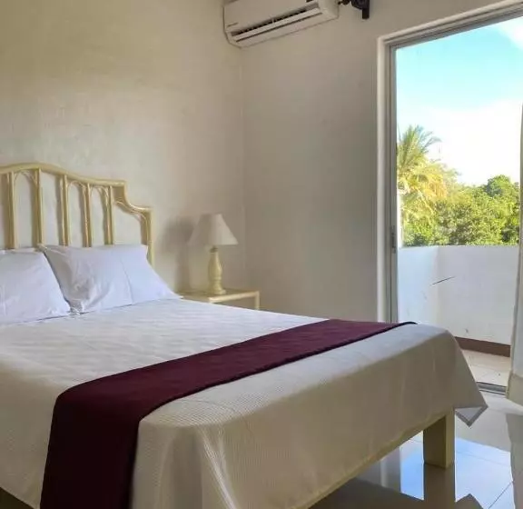 ホテル Manzanillo Pied A Terre