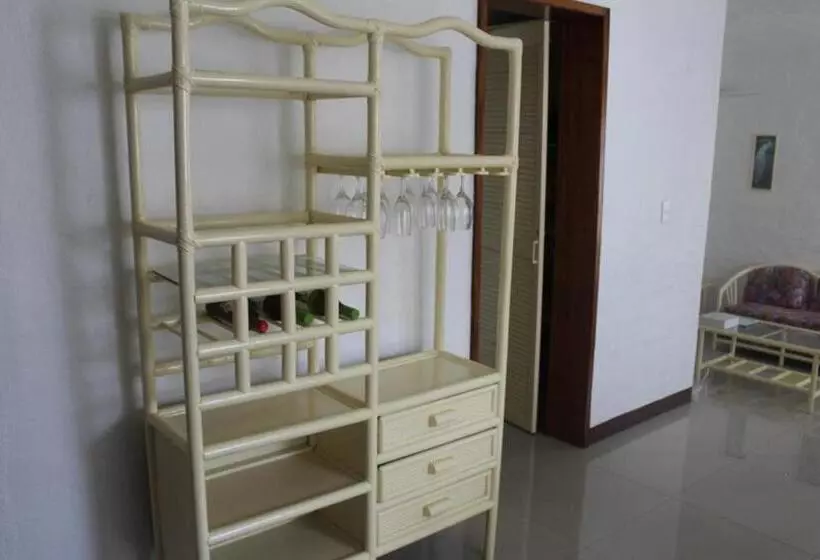 ホテル Manzanillo Pied A Terre