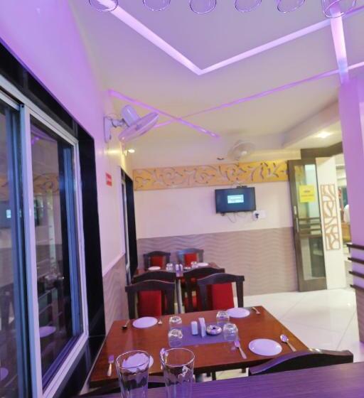 酒店 Sharveen Classic Inn