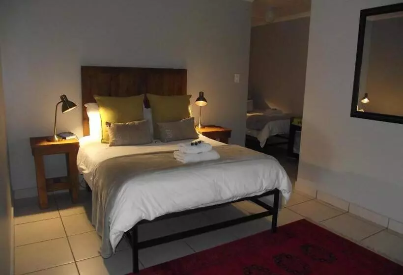 Majatalo De Nachtuilen Guesthouse