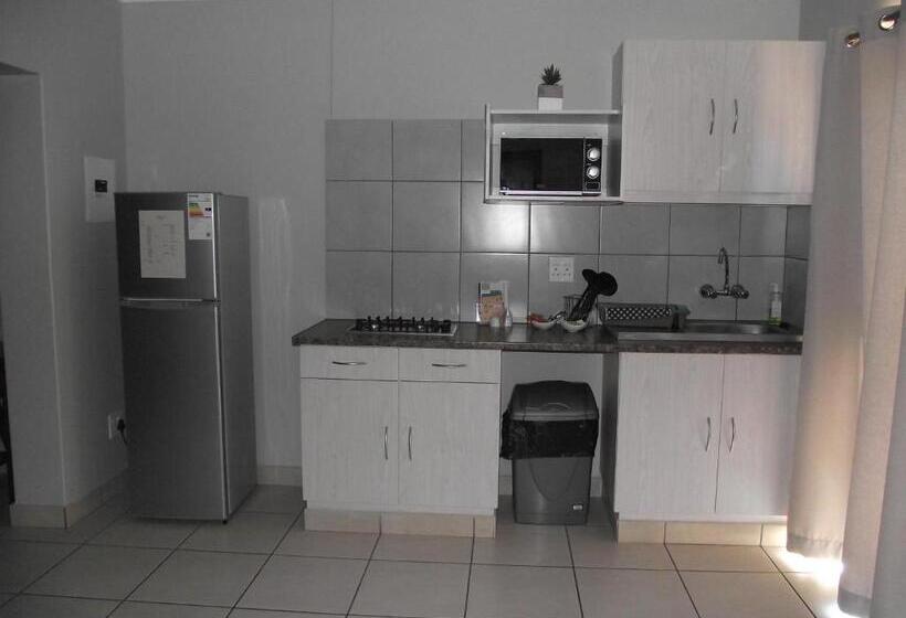 ペンション De Nachtuilen Guesthouse