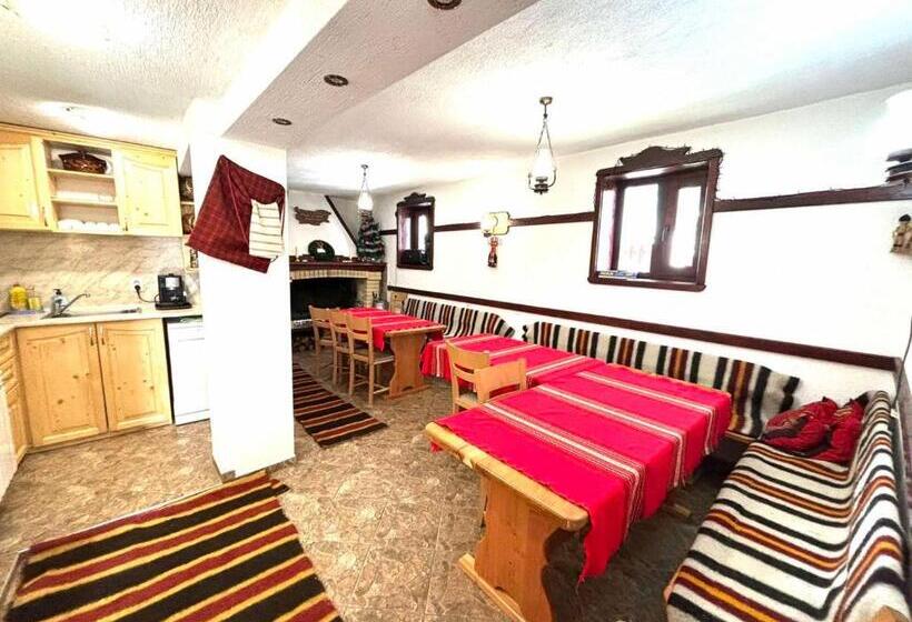 ペンション Guest House Meraklii