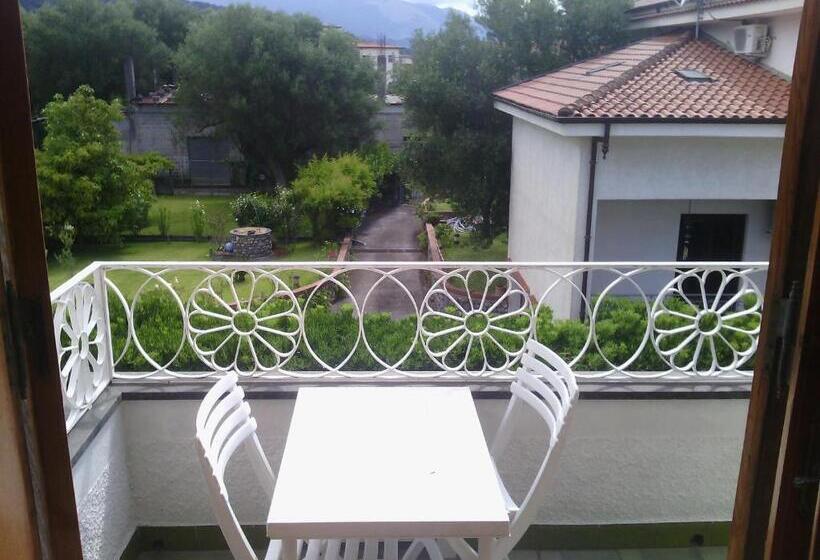 膳宿费 Le Magnolie