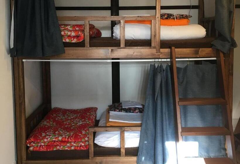 Pensão Shikkuinoyado Tenjin