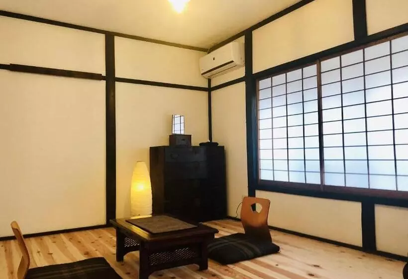 Majatalo Shikkuinoyado Tenjin