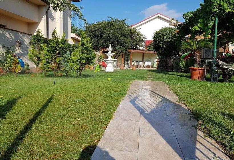 پانسیون Vila Ella