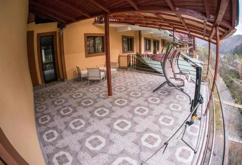 Pensiunea Dalia Voineasa