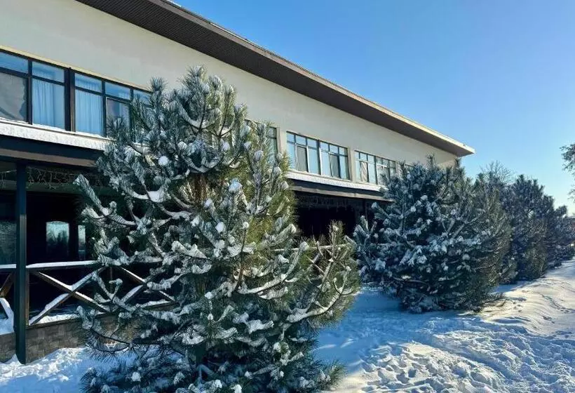 Lomakeskus база відпочинку ріверсайд світло є завжди