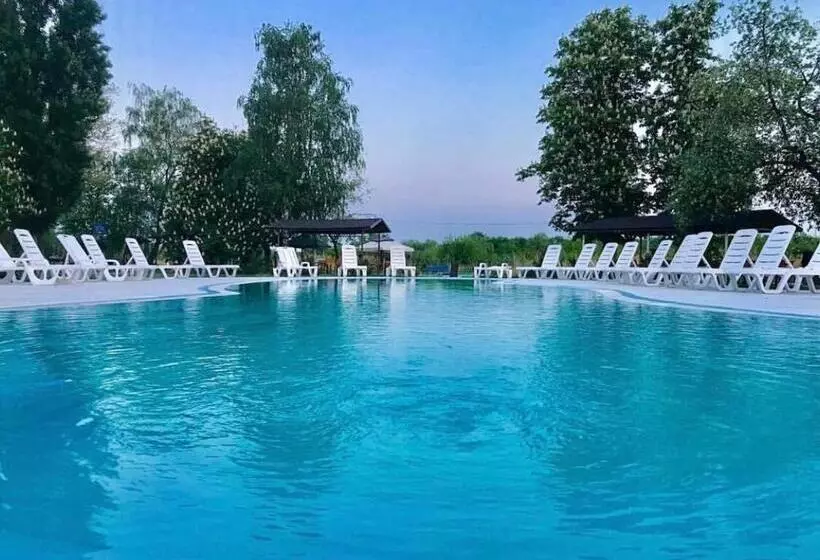 Lomakeskus база відпочинку ріверсайд світло є завжди